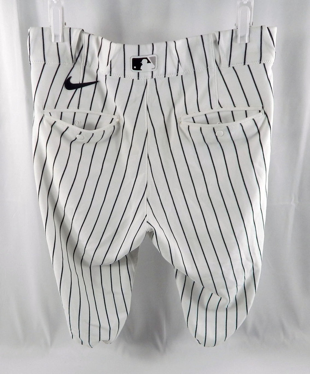 2025 New York Yankees COA Game Issued Pos Used White Pants 34-16 14 Pic2