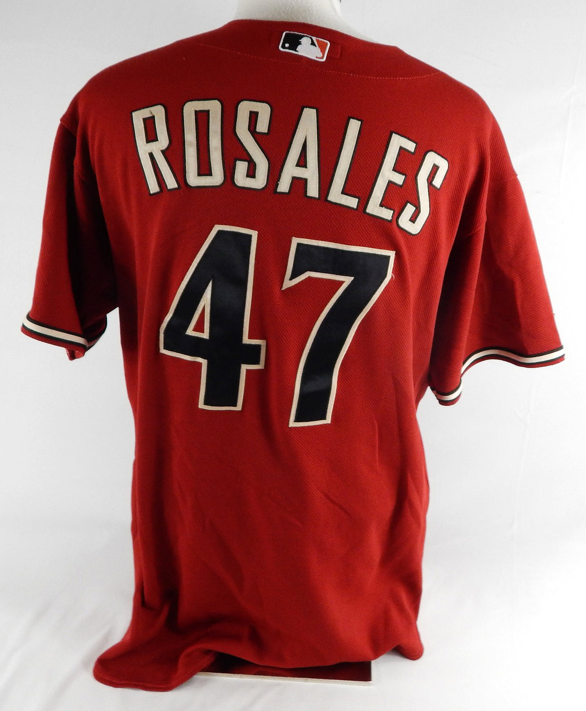 2009 Arizona Diamondbacks Leo Rosales #47 Game Used Red Jersey 48 358 Pic2