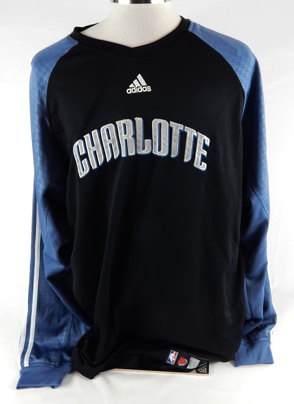 2007-08 Charlotte Bobcats Raymond Felton #20 Game Used Black Shooting Shirt 8