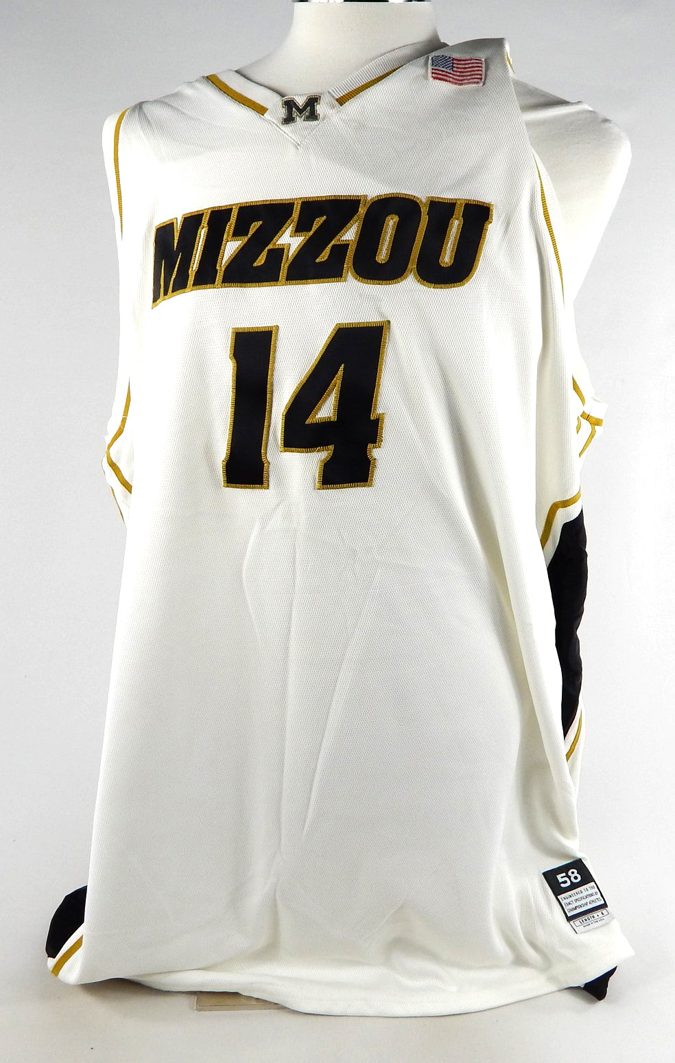 2000s Missouri Tigers Kevin Young #14 Game Used White Jersey Basketball USA 7