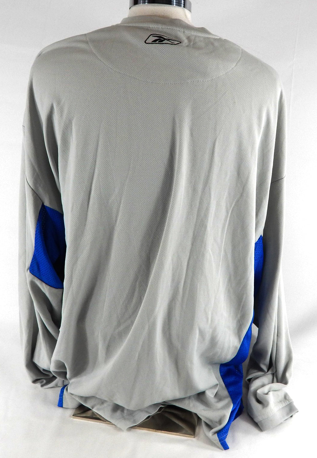 2003-04 Orlando Magic Zaza Pachulia #27 Game Used Grey Shooting Shirt 4XL 811 Pic2