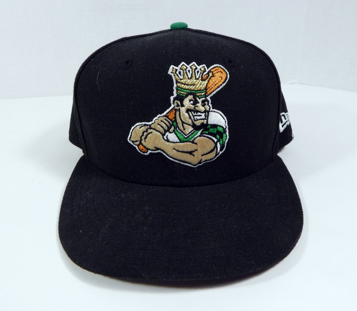 2018 Clinton Lumberkings Game Used Black Louie Hat LBKNG0021