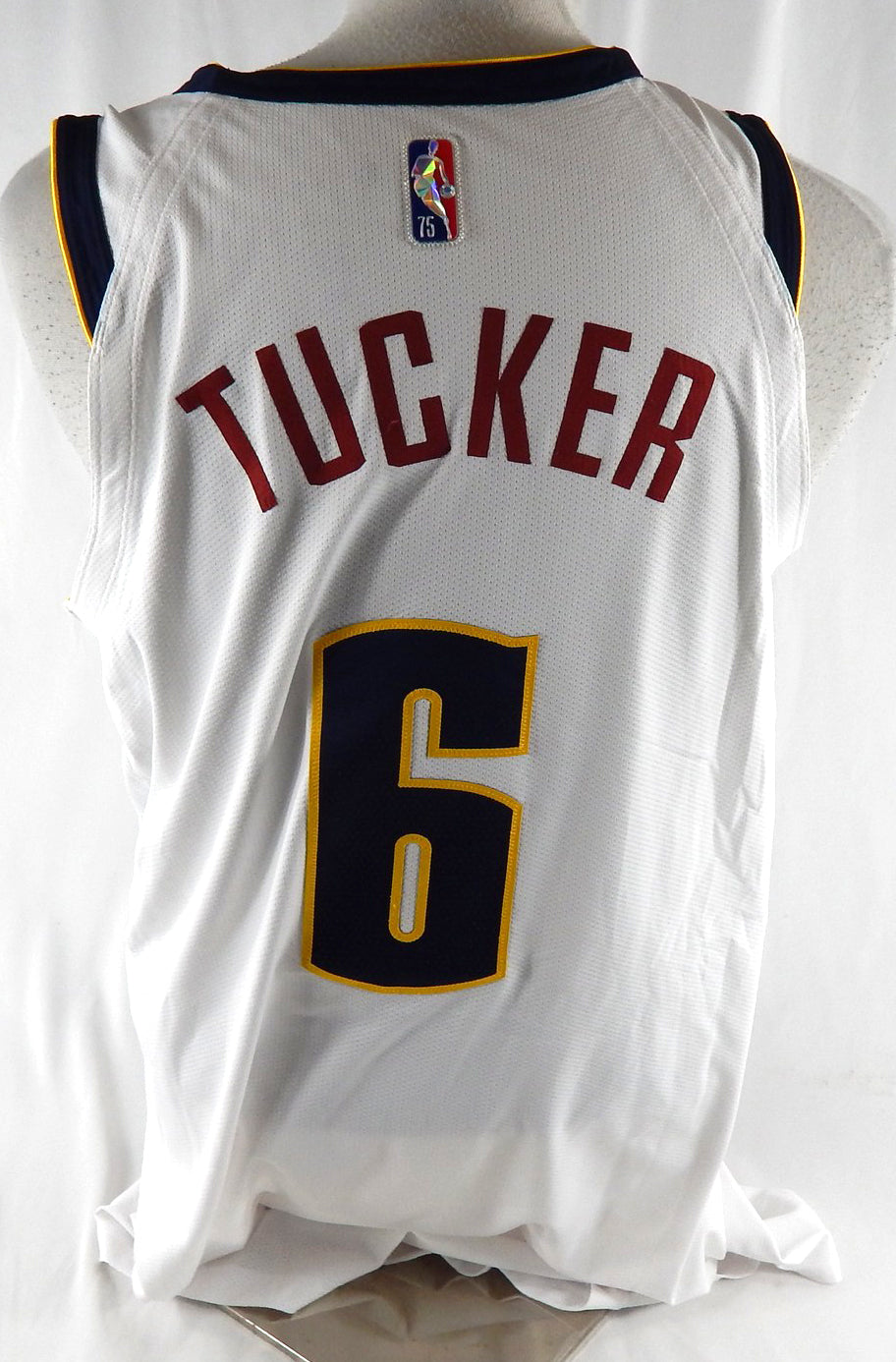 2021-22 Denver Nuggets Rayjon Tucker #6 Game Issued White Jersey Assoc 75 P 50 6 Pic2