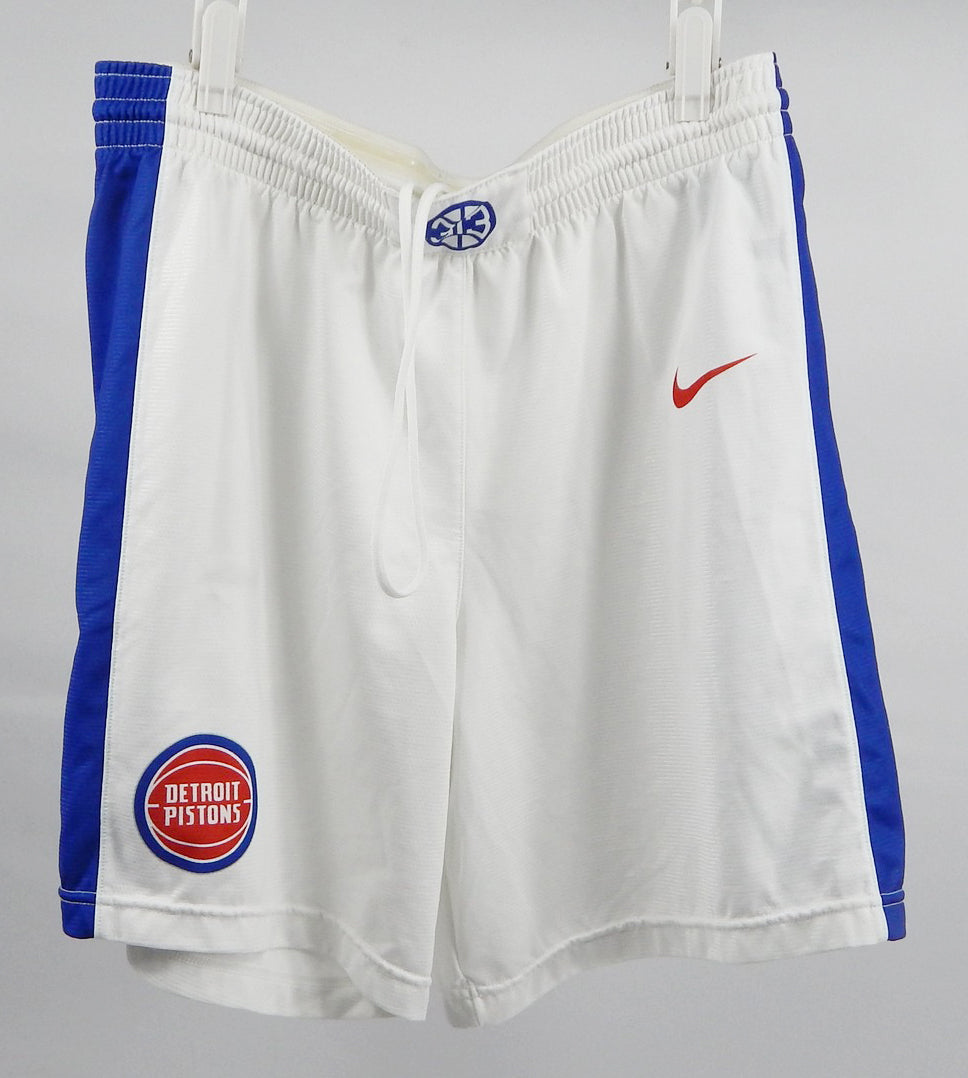 2023-24 Detroit Pistons #31 Game Used White Shorts Summer League L 189 Pic2