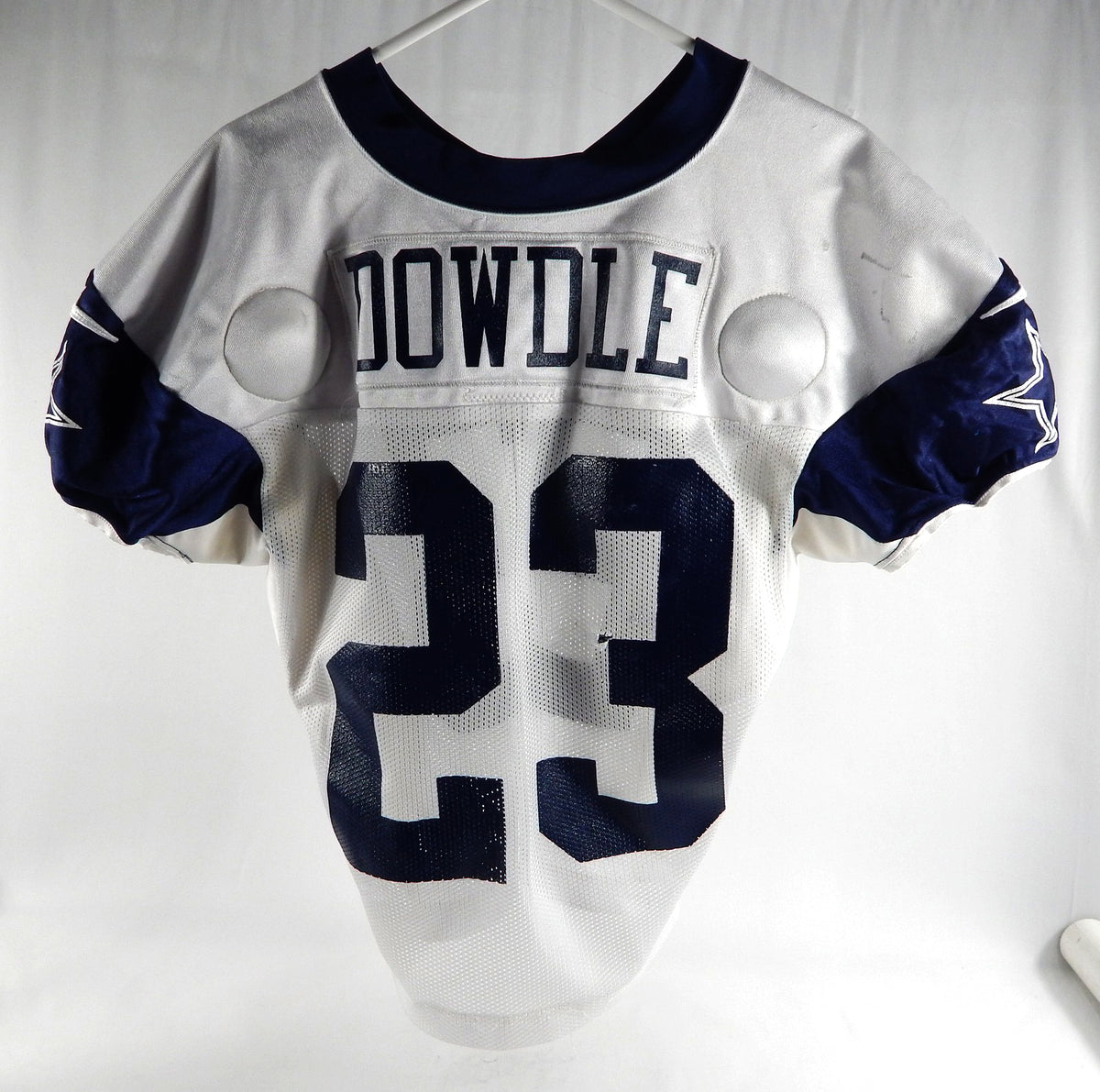 2024 Dallas Cowboys Rico Dowdle #23 Game Used White Practice Jersey 48 DP88765 Pic2