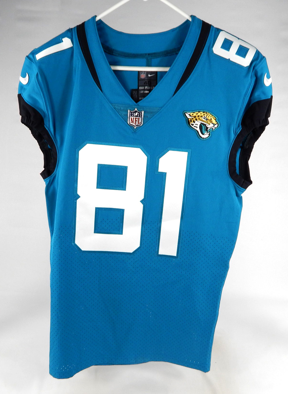 2022 Jacksonville Jaguars Seth Williams #81 Game Issued Blue Jersey 40 146 Pic2