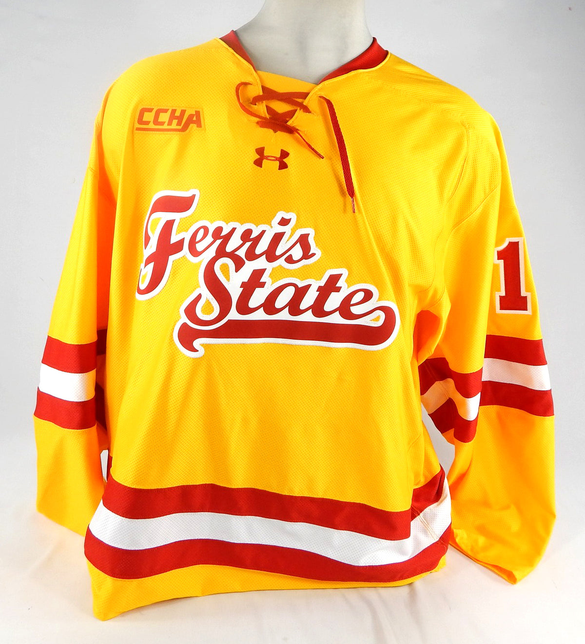 2022-23 Ferris State Bulldogs #15 Game Issued Yellow Jersey Hockey L 991