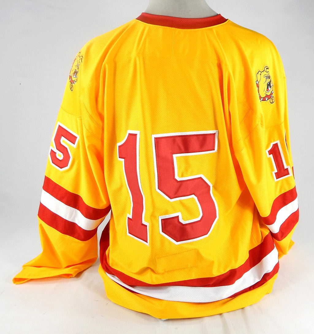 2022-23 Ferris State Bulldogs #15 Game Issued Yellow Jersey Hockey L 991 Pic2