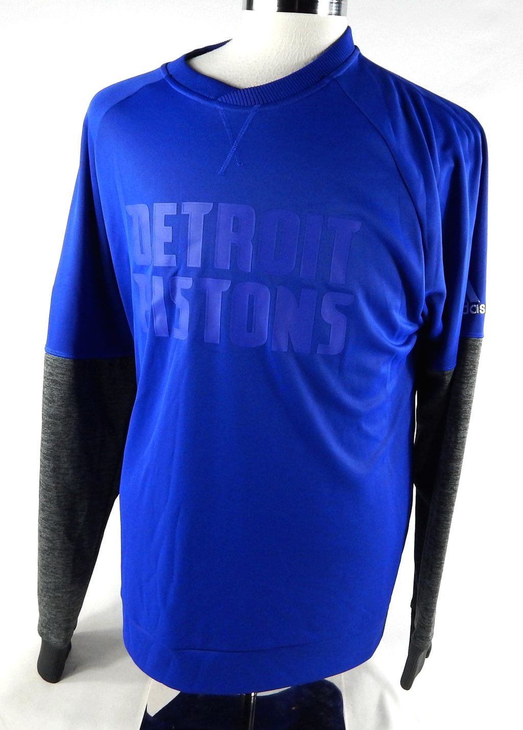 2016-17 Detroit Pistons Game Issued Blue Shooting Shirt M 905