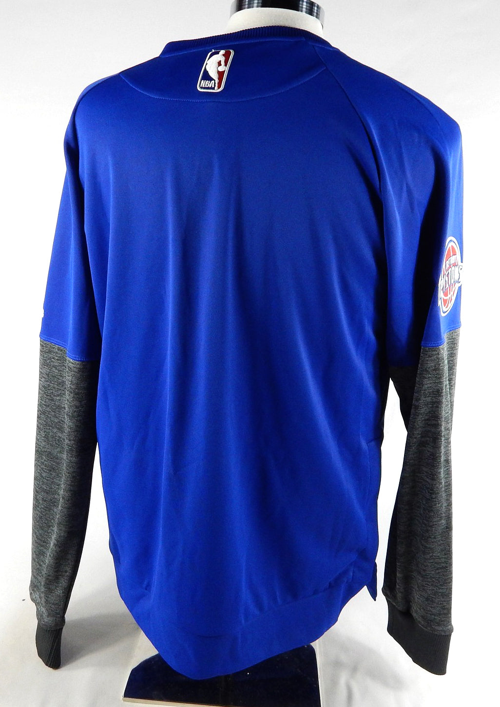 2016-17 Detroit Pistons Game Issued Blue Shooting Shirt M 905 Pic2