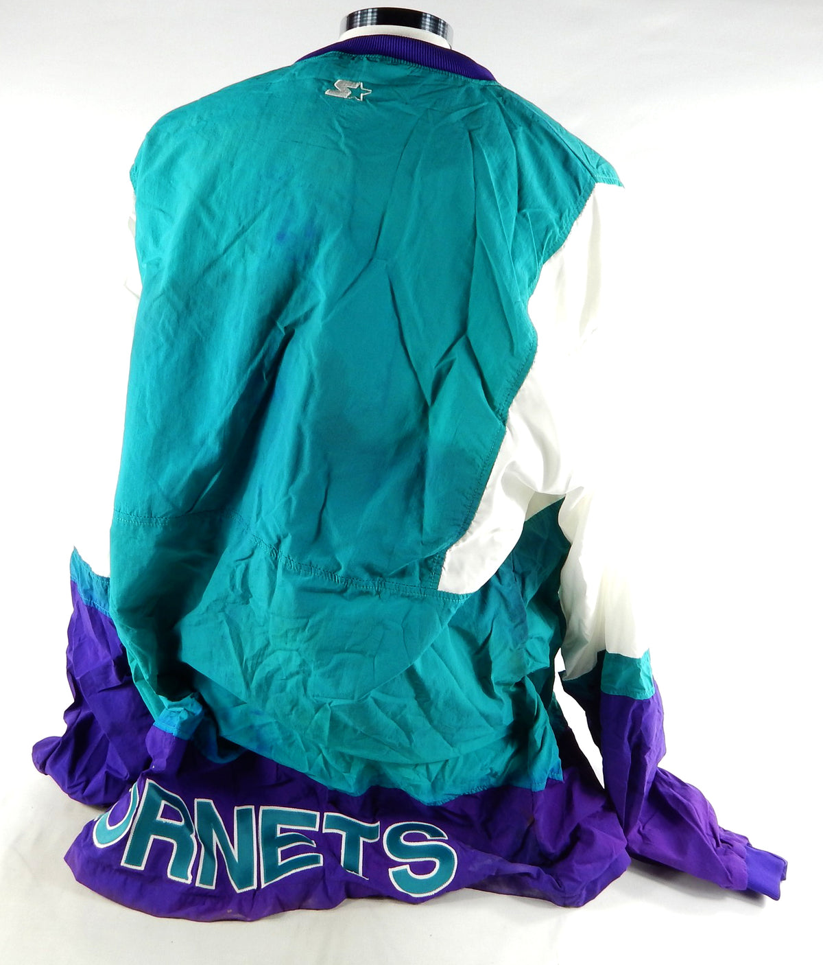 1990s Charlotte Hornets Game Issued Blue Warm Up Jacket 50 909 Pic2