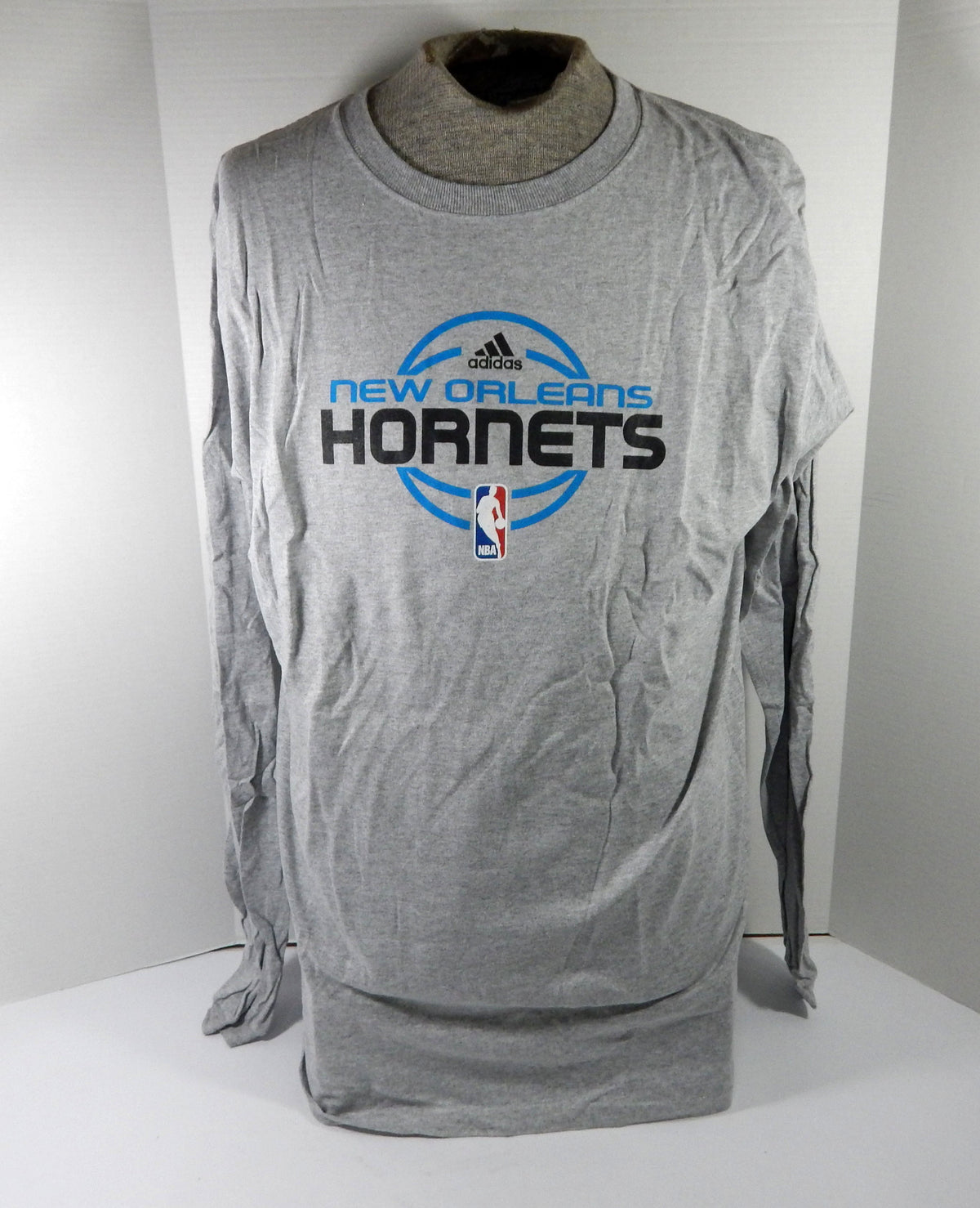 2000s New Orleans Hornets Team Issued Grey Training Shirt L DP59554