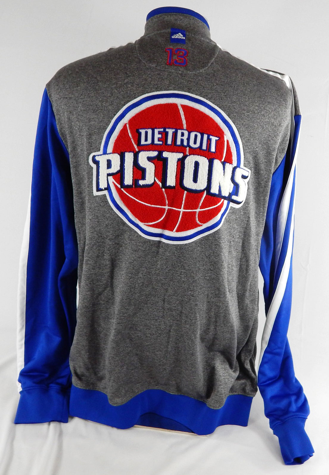 2013-14 Detroit Pistons Gigi Datome #13 Game Used Grey Warm Up Jacket XL 271 Pic2