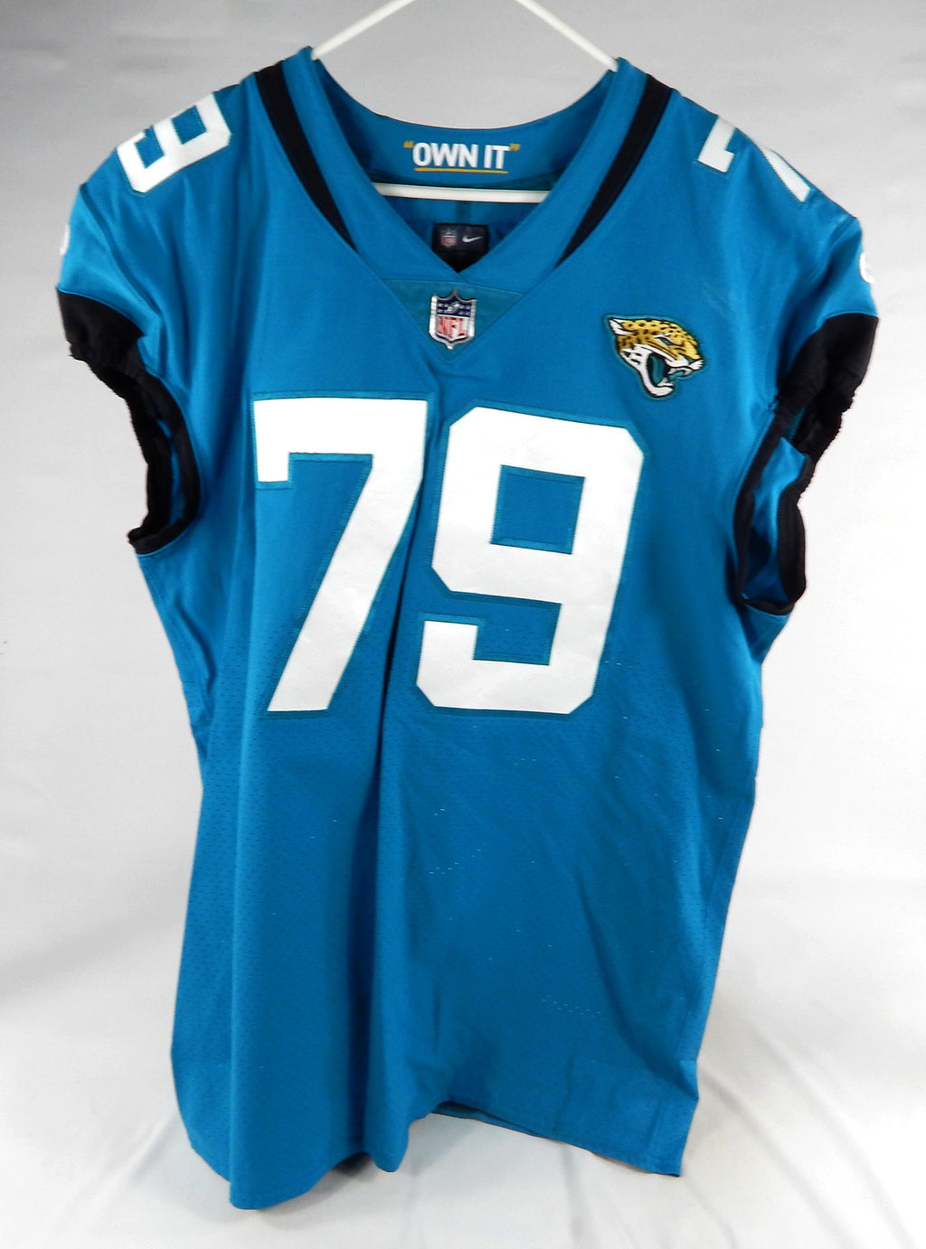 Jacksonville Jaguars Jermaine Eluemunor #79 Game Used Blue Jersey 48 287 2021 Pic2