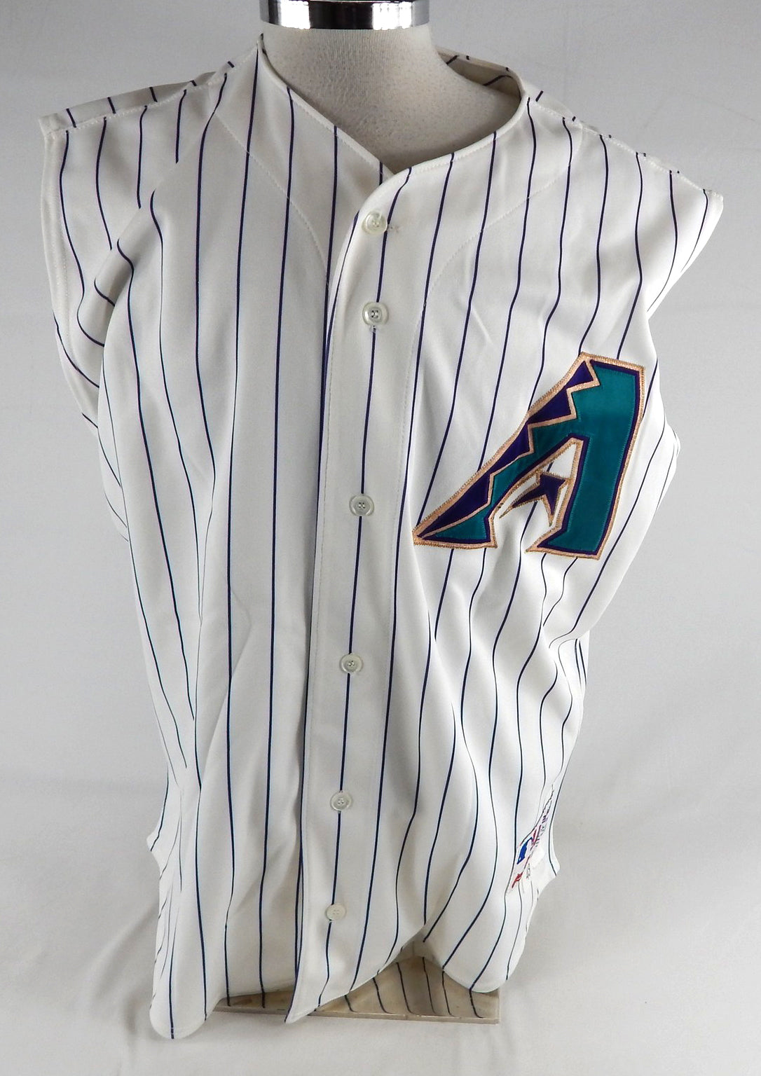 2002-03 Arizona Diamondbacks Mike Myers #35 Game Used White Vest Jersey 48 459