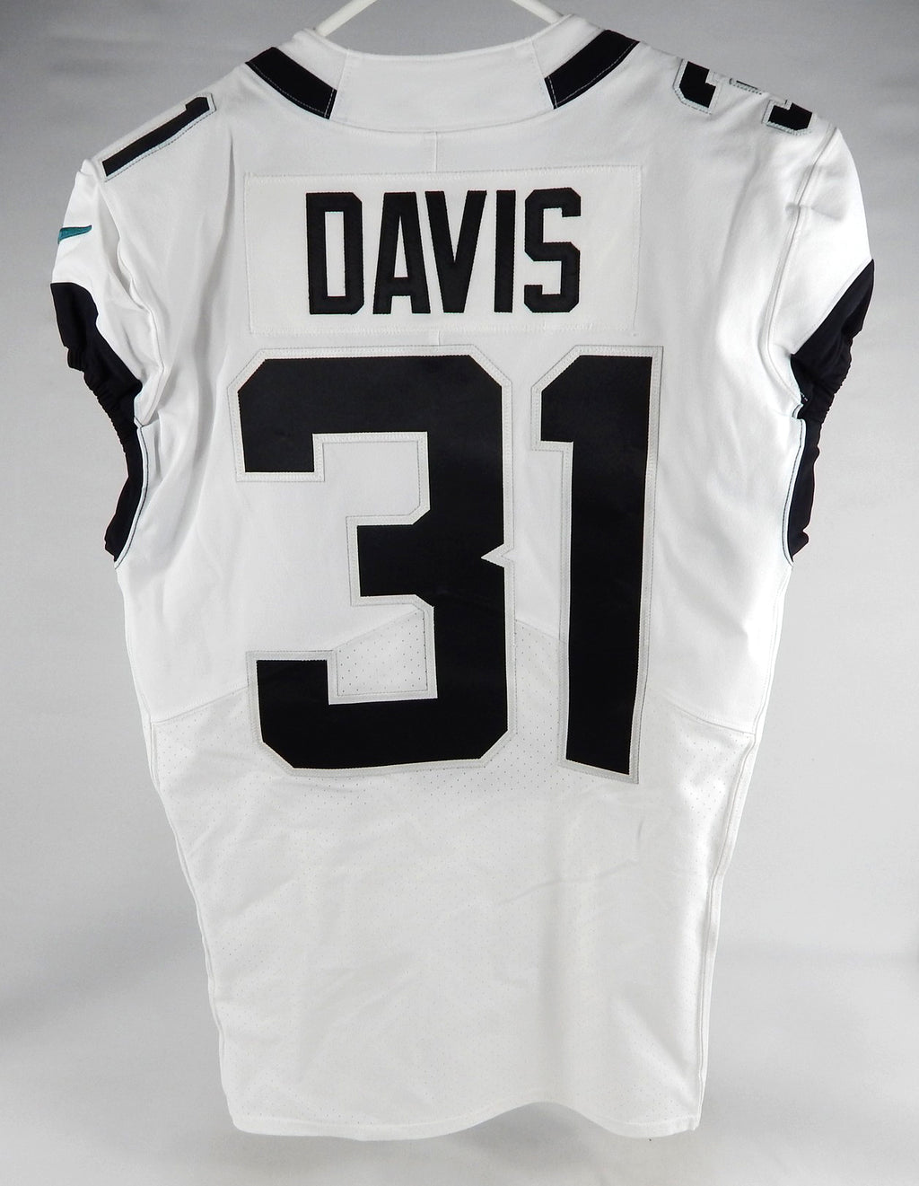 2022 Jacksonville Jaguars Shabari Davis #31 Game Issued White Jersey 40 DP74299