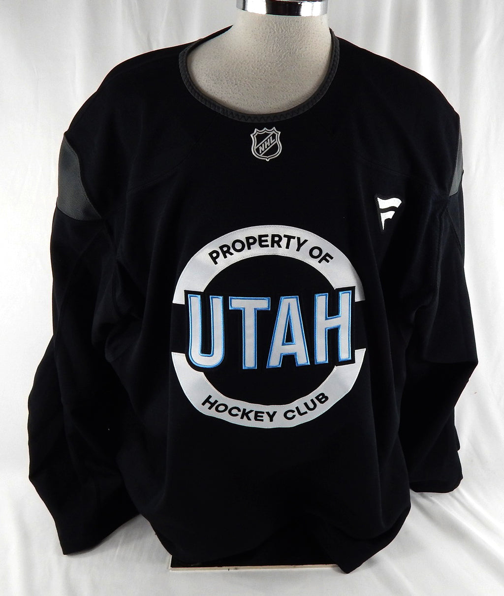 2024-25 Utah Mammoth Stengrim #42 Game Used Black Practice Jersey 58 389