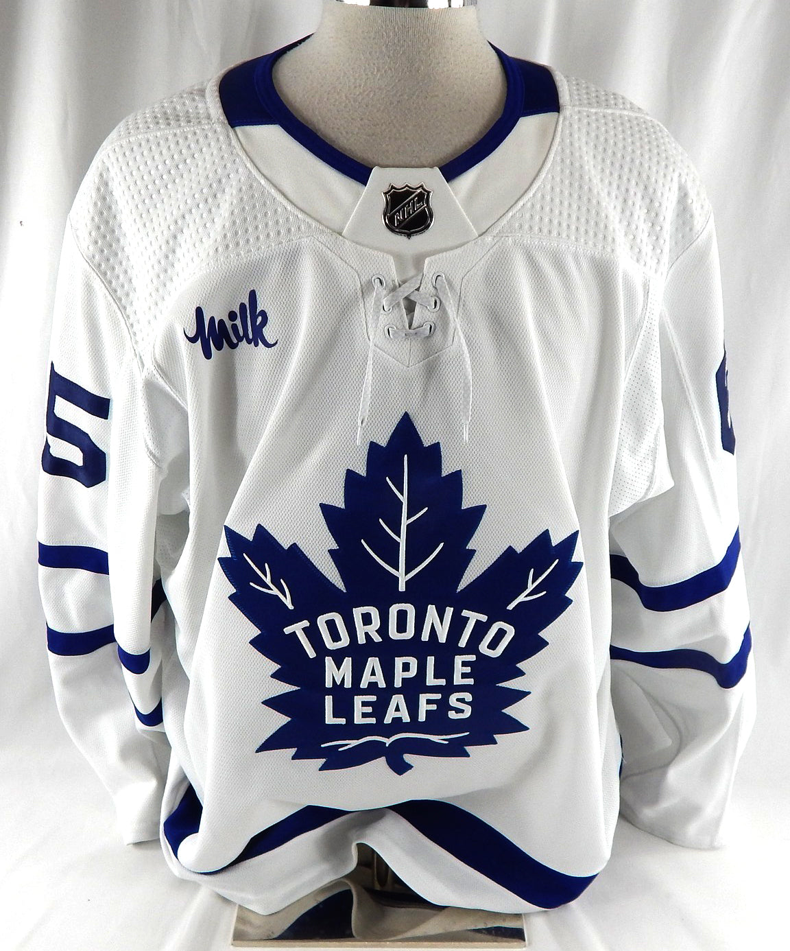 2023-24 Toronto Maple Leafs Jay O'Brien #65 Game Issued White Jersey Milk P 56 6 Pic2