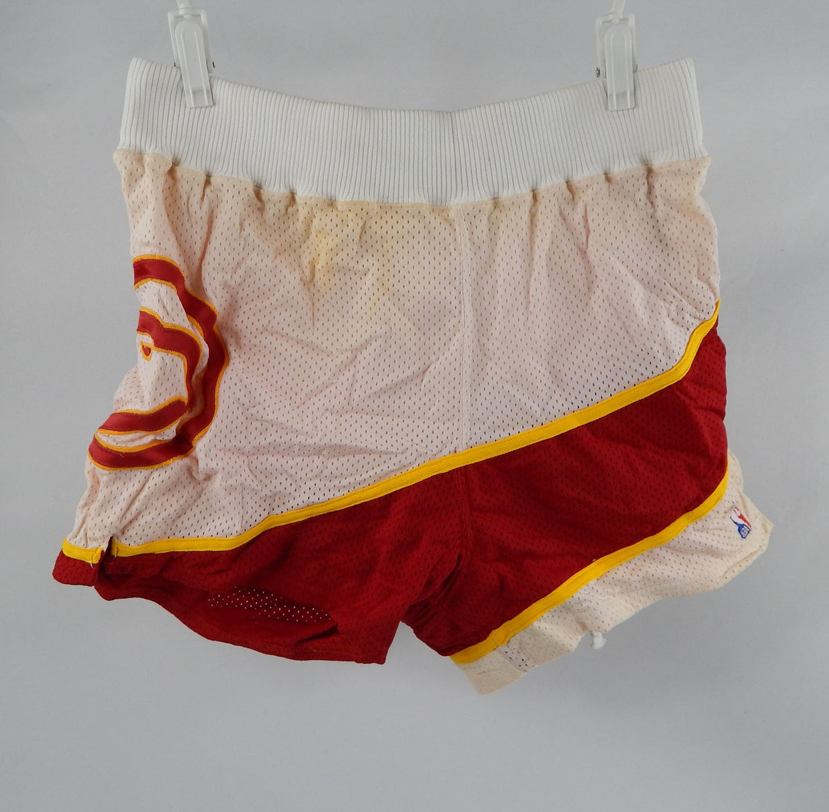 1990-91 Atlanta Hawks Doc Rivers #25 Game Used White Shorts 36 015