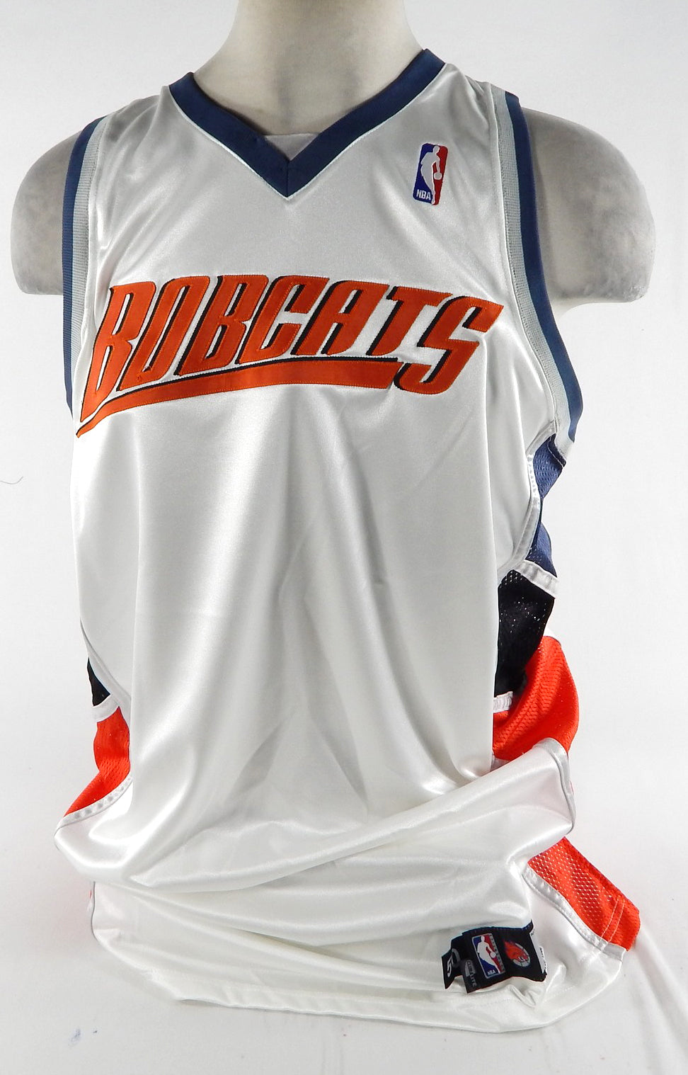 2007-08 Charlotte Bobcats Blank Game Issued White Jersey 50 058