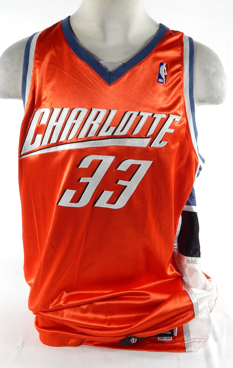 2007-08 Charlotte Bobcats Jermareo Davidson #33 Game Used Orange Jersey 071
