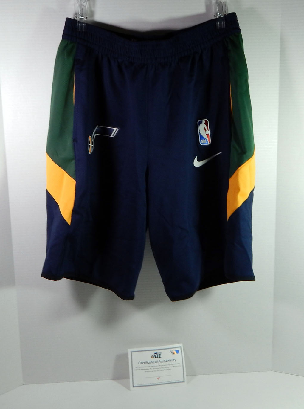 2019-20 Utah Jazz Donovan Mitchell #45 Game Issued Navy Practice Shorts L 560