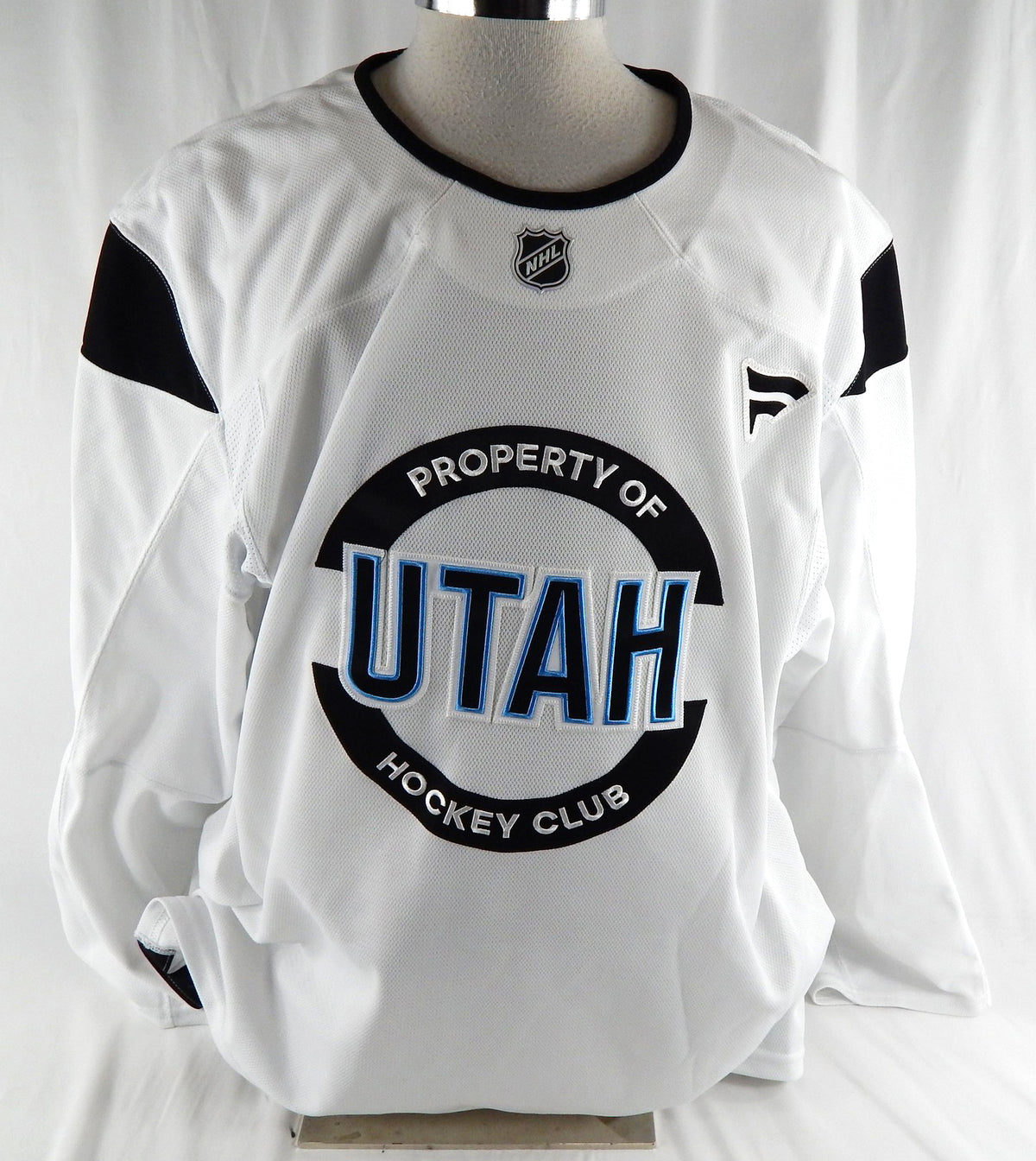 2024-25 Utah Mammoth Reko Alanko #64 Game Used White Practice Jersey Camp 0