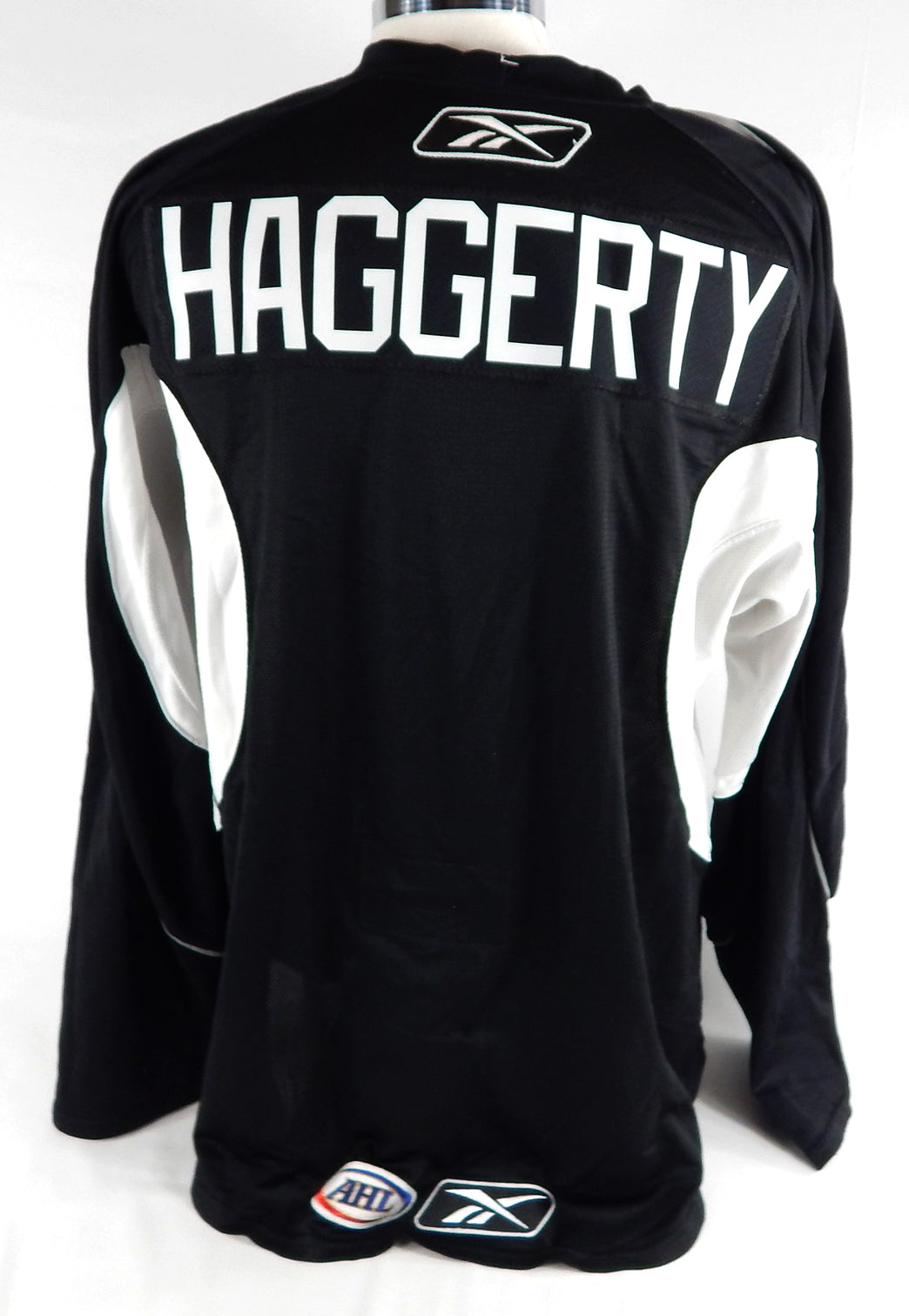 2015-20 Wilkes-Barre/Scranton Penguins Ryan Haggerty Game Used Black Jersey 3 Pic2