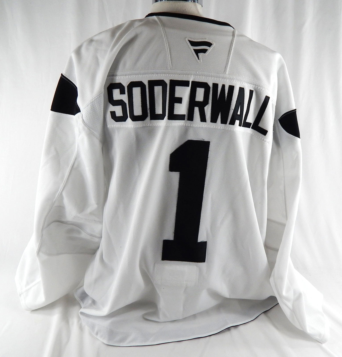 2024-25 Utah Mammoth Shane Soderwall #1 Game Used White Practice Jersey Camp 1 Pic2