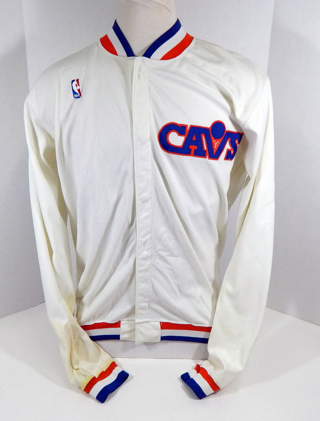 1990 Cleveland Cavaliers Henry James #32 Game Used White Game Jacket 46 DP09911 Pic2