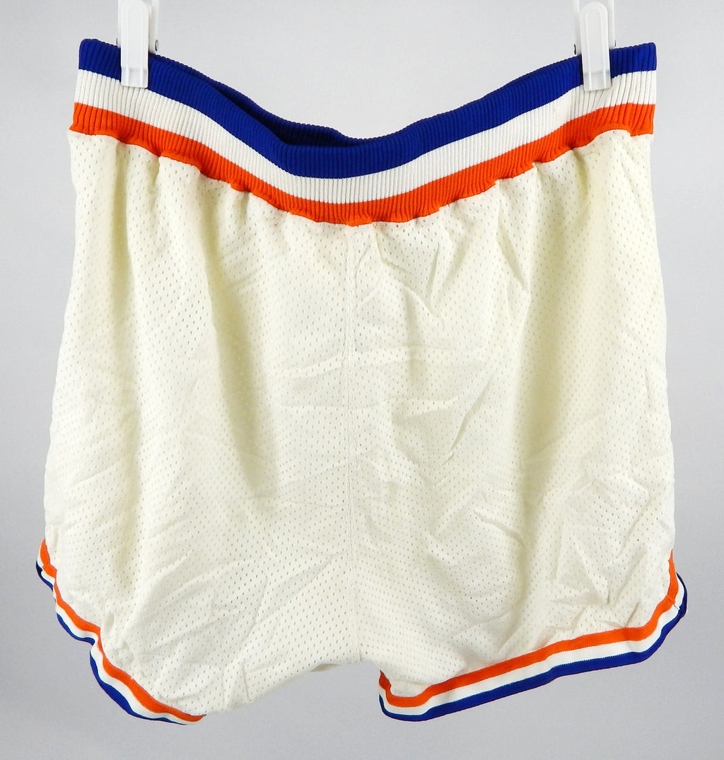 1988-89 Cleveland Cavaliers #18 24 Game Used White Shorts 38 826 Pic2