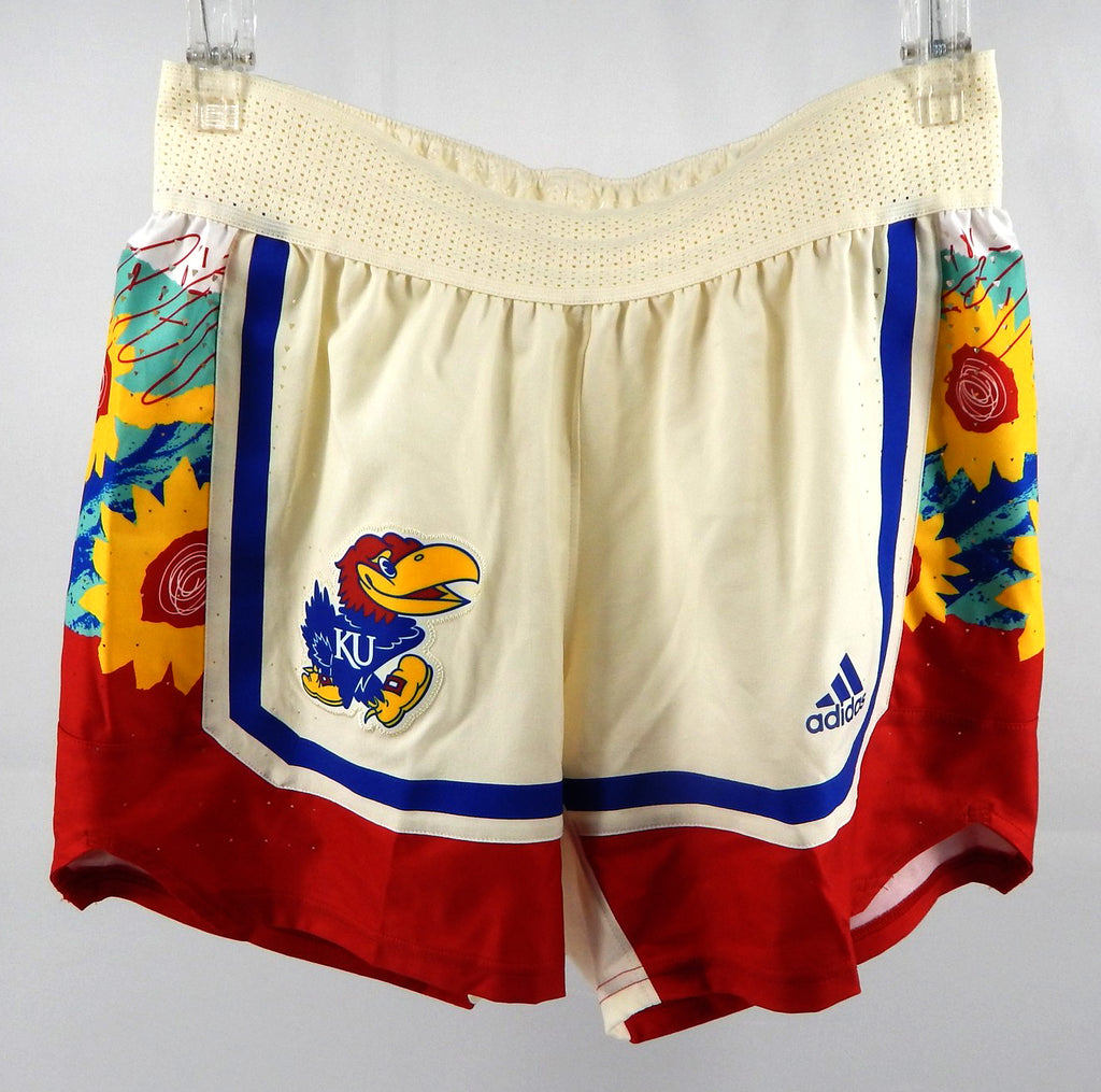 2023-24 Kansas Jayhawks Game Issued Cream Shorts Womens Basketball 37