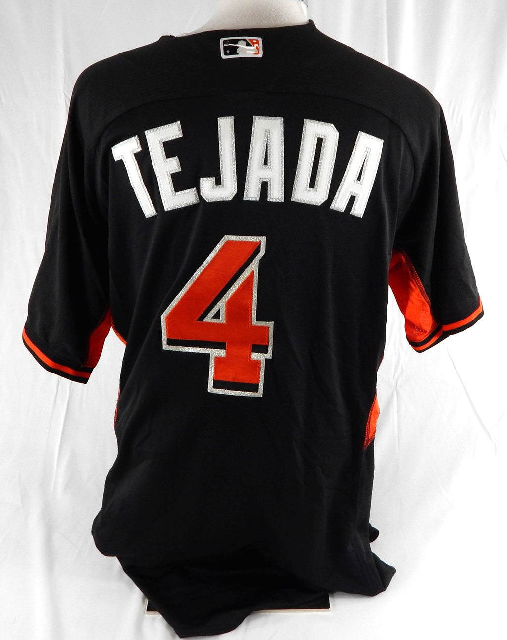 2014-16 Miami Marlins Tejada #4 Game Used Black Jersey BP ST 48 002 Pic2