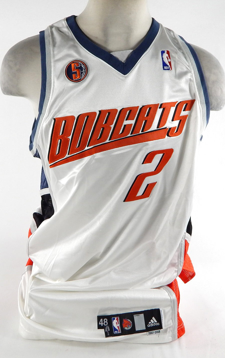 2008-09 Charlotte Bobcats Dontell Jefferson #2 Game Issued White Jersey 5 P 48 0 Pic2