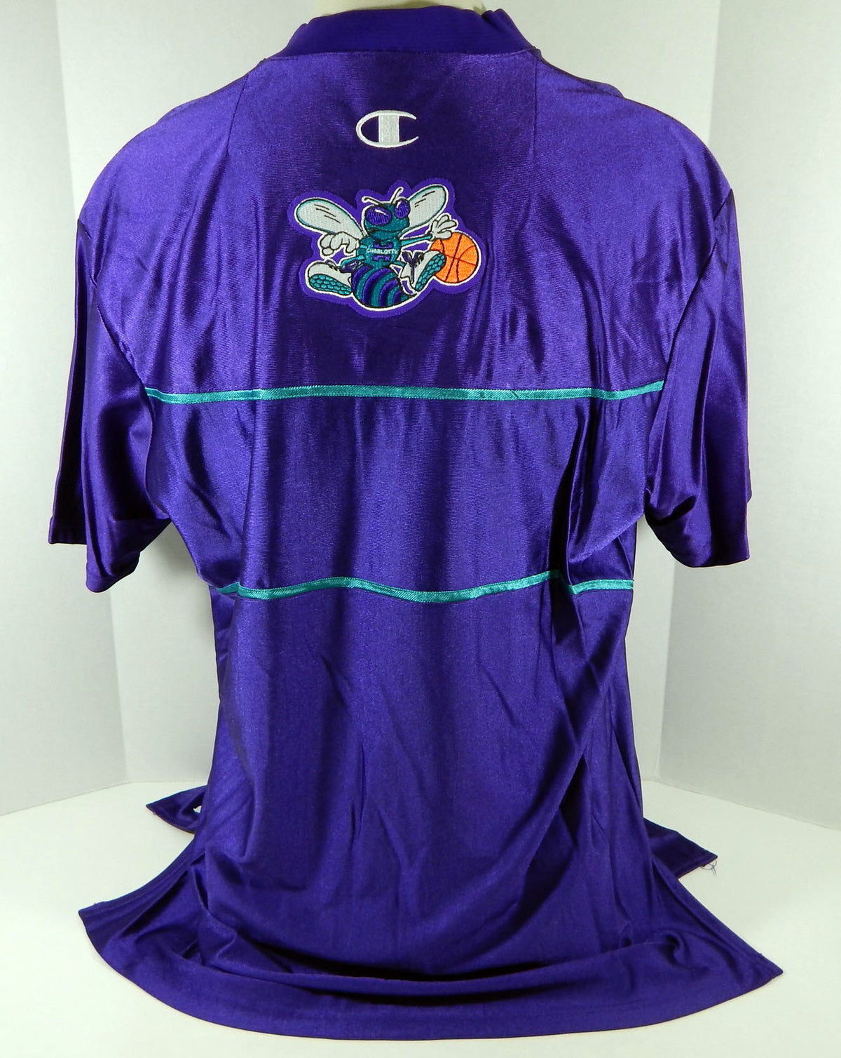 2000-01 Charlotte Hornets Eldridge Recasner #3 Game Used Purple Warm Up Shirt 88 Pic2