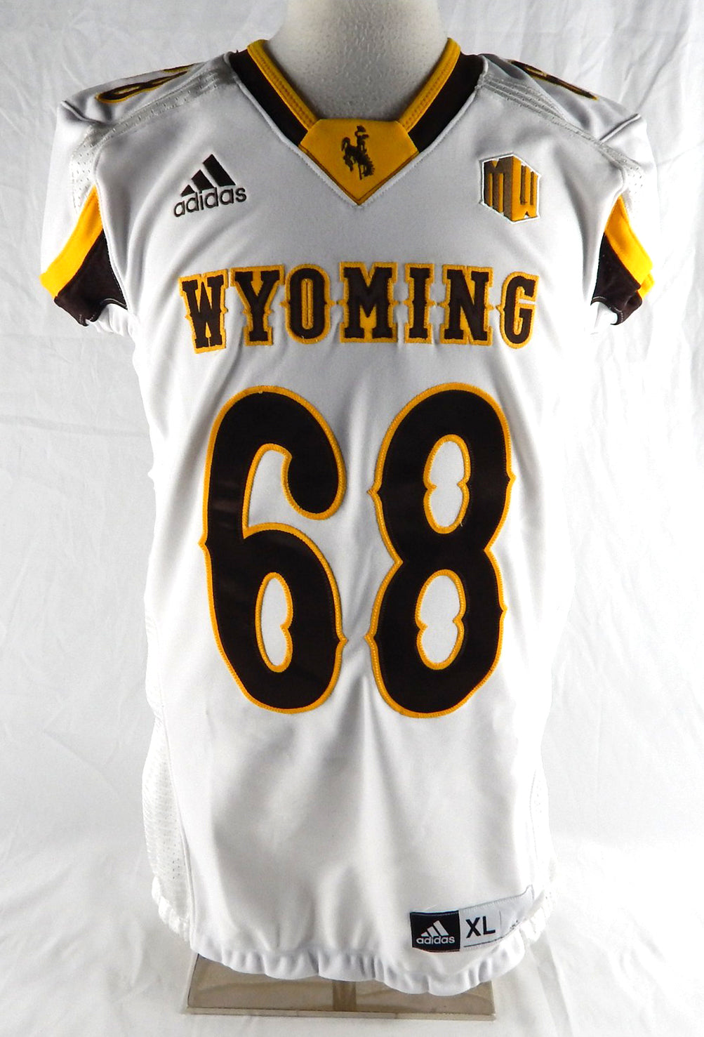 2018 Wyoming Cowboys #68 Game Issued Pos Used White Jersey XL 486