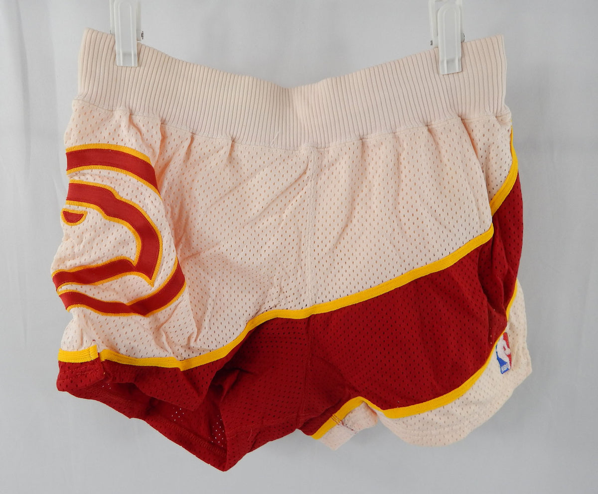 1987-88 Atlanta Hawks Doc Rivers #25 Game Used White Shorts Pacman 34 DP104242