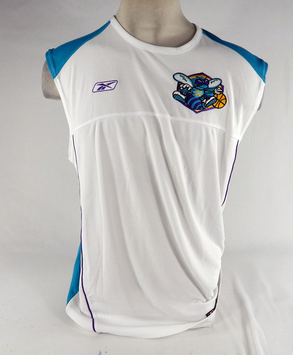 2000s Charlotte Hornets Game Issued White Tank Top Shirt LT DP68884