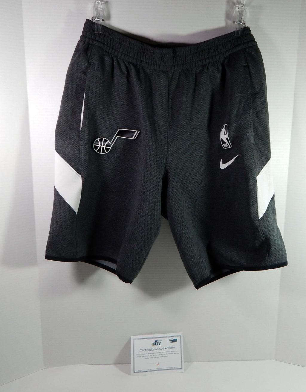 2019-20 Utah Jazz Rayjon Tucker #6 Game Issued Grey Practice Shorts L DP20583