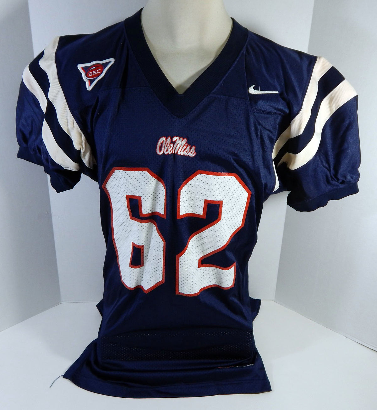 2002-05 Ole Miss Rebels Barnes #62 Game Issued Navy Jersey L DP17043 Pic2