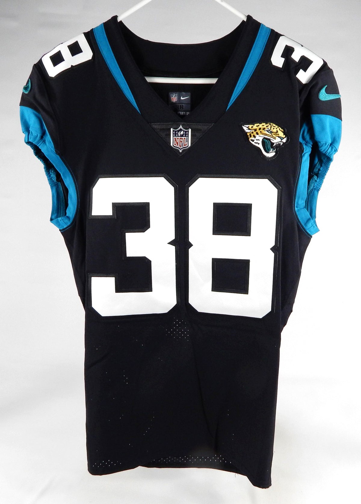 2020 Jacksonville Jaguars Henderson #38 Game Issued Black Jersey 38 DP74522 Pic2