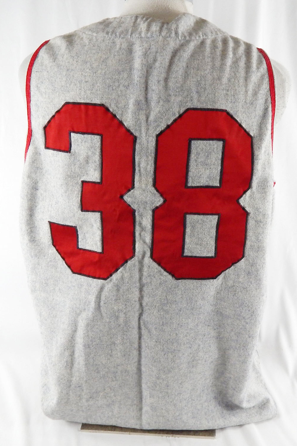 1970-75 Senators #38 Game Used Grey Flannel Jersey 48 113 Pic2