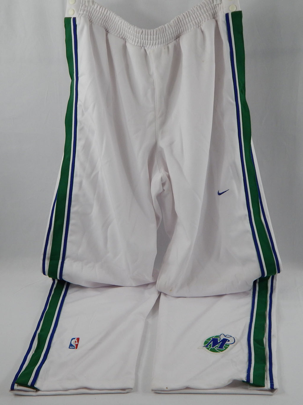 1997-04 Dallas Mavericks #5 Game Used White Warm Up Pants 3XL+6 374