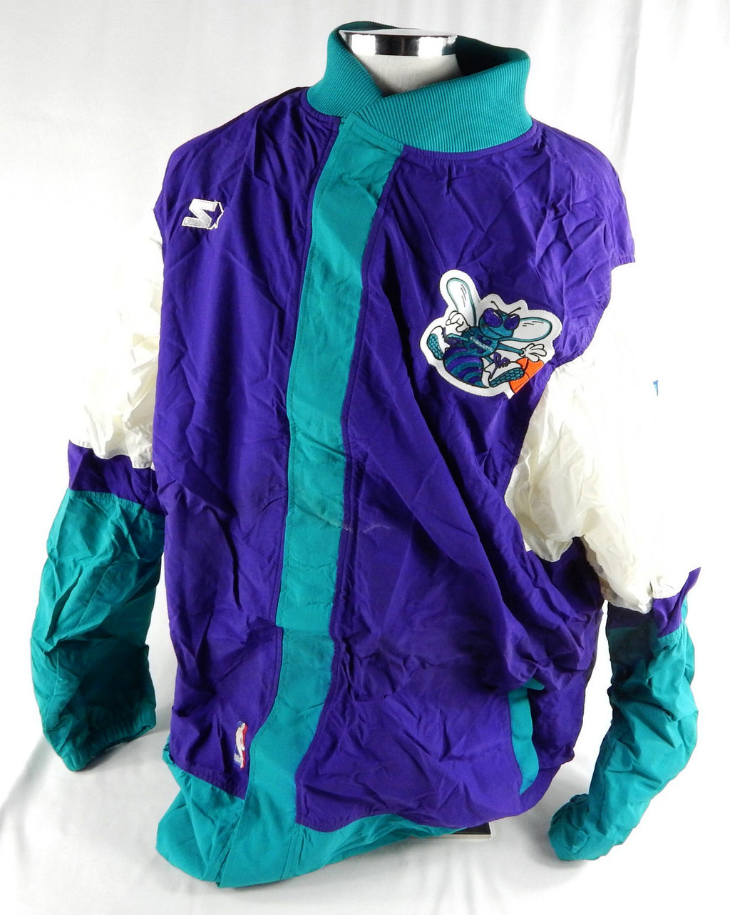 1997-98 Charlotte Hornets JR Reed #7 Game Used Blue Warm Up Jacket 50 952