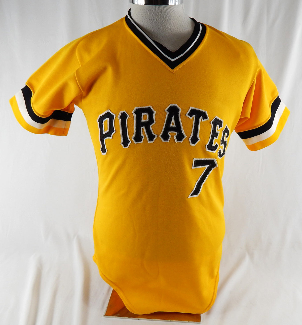 1977 Pittsburgh Pirates Long #7 Game Used Yellow Jersey 36 137