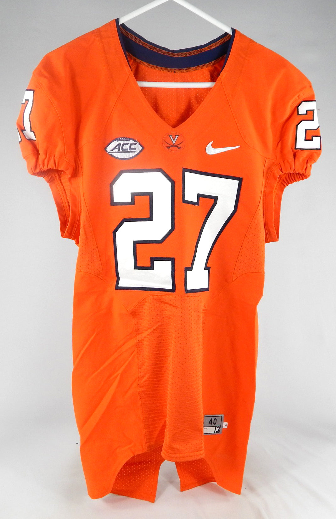 2015-16 Virginia Cavaliers #27 Game Used Orange Jersey Name Plate Removed 40 145