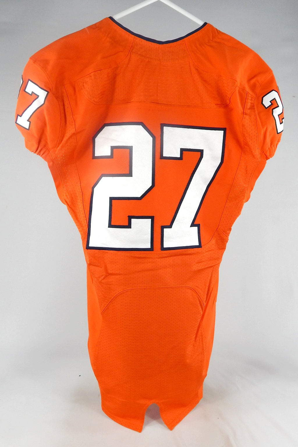 2015-16 Virginia Cavaliers #27 Game Used Orange Jersey Name Plate Removed 40 145 Pic2