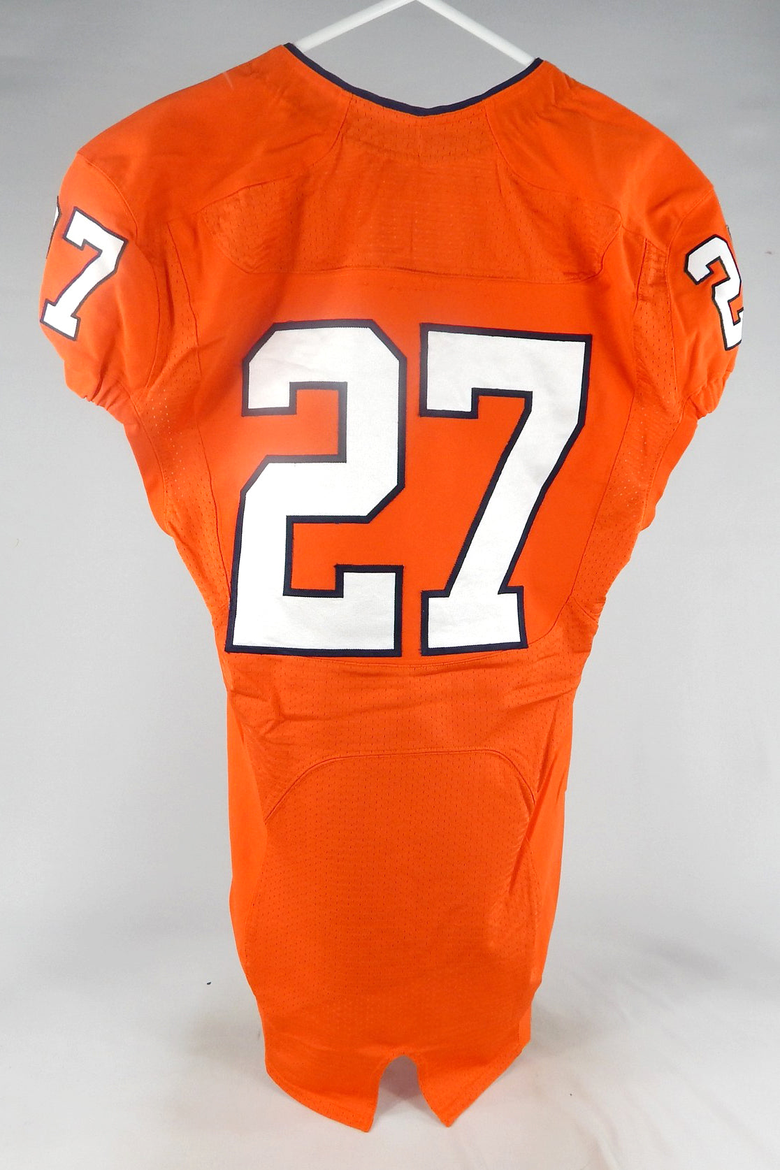 2015-16 Virginia Cavaliers #27 Game Used Orange Jersey Name Plate Removed 40 145 Pic2