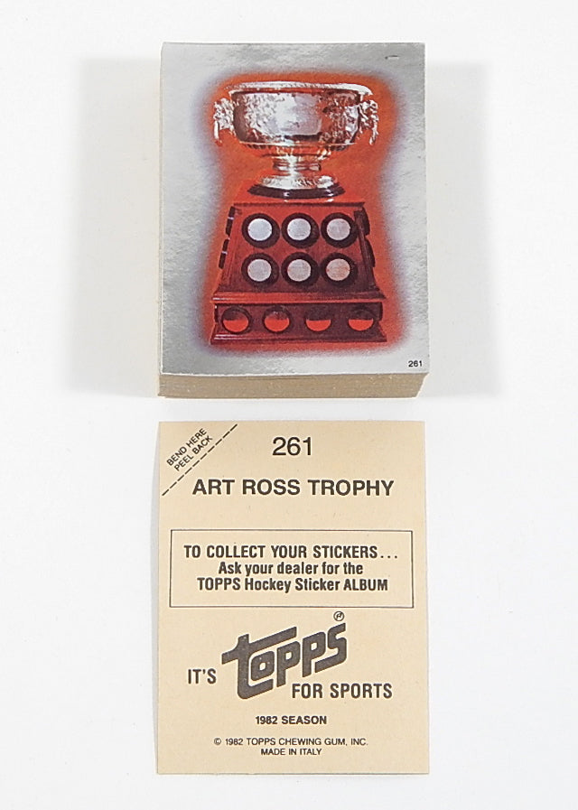 Lot of (50) 1982-83 Topps Hockey Stickers Art Ross Trophy #261 Foil