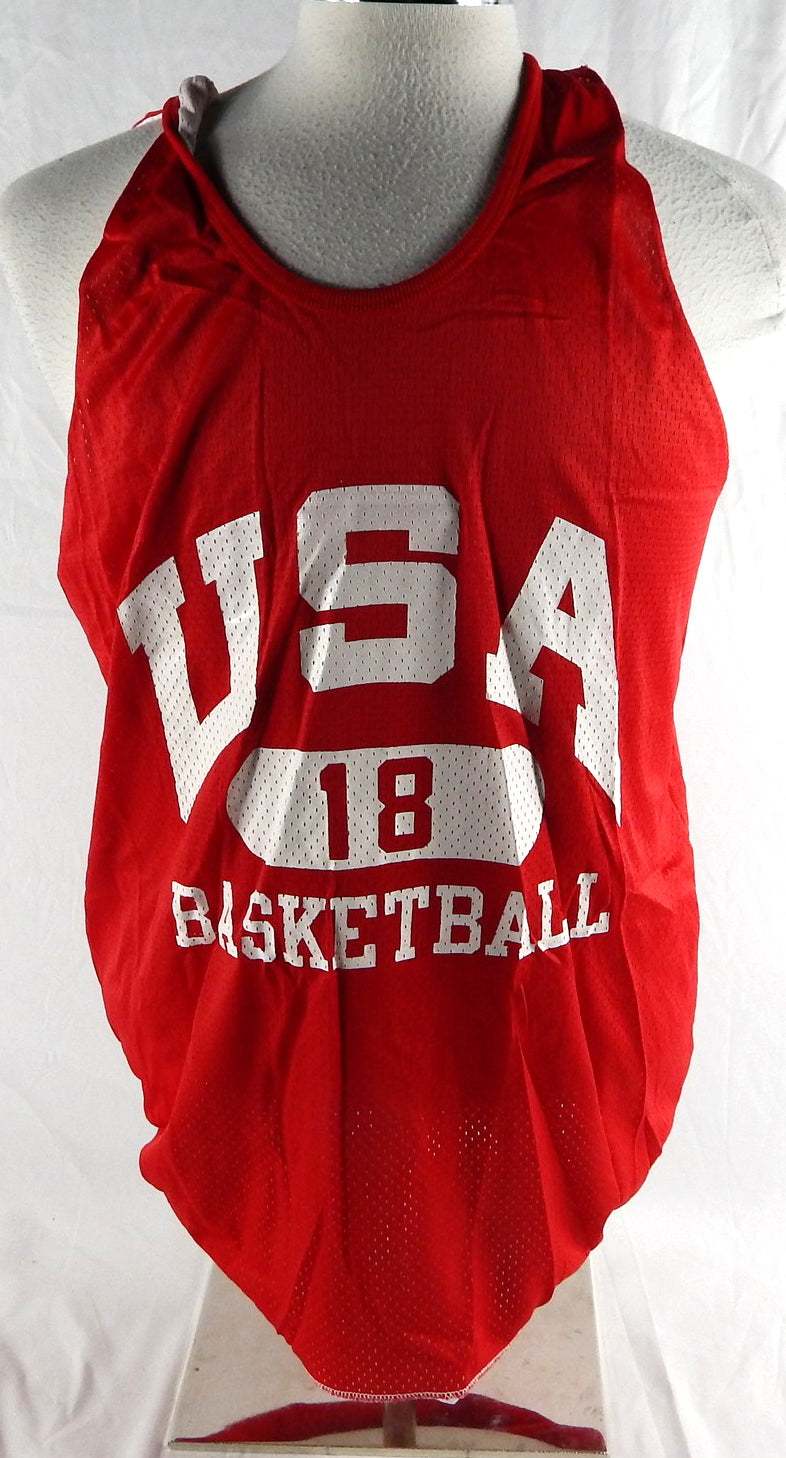 1990s Team USA Basketball #18 Game Issued Red Practice Jersey L 563